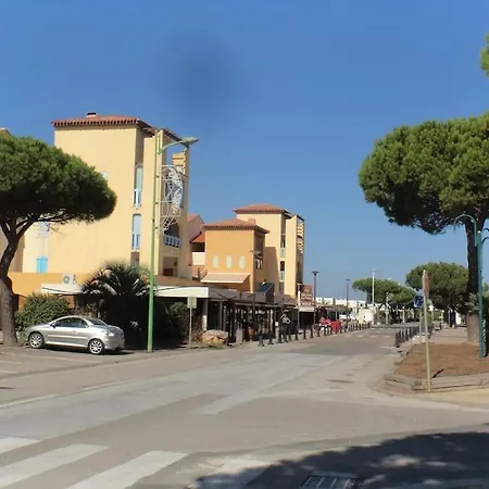 Apartment T3/ 500 M Du Marche De Noel /200 M De La Plage